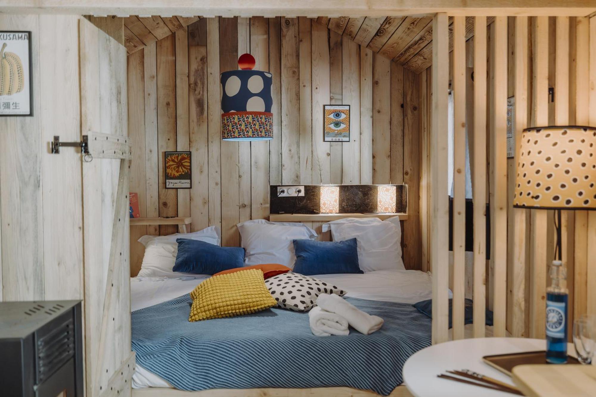 Les Cabanes Du Dauphine Et Logis A La Ferme Gap Pokoj fotografie